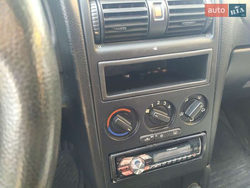 Хетчбек Opel Astra 2000 в Львові фото 3 Хетчбек Opel Astra 2000 в Львові