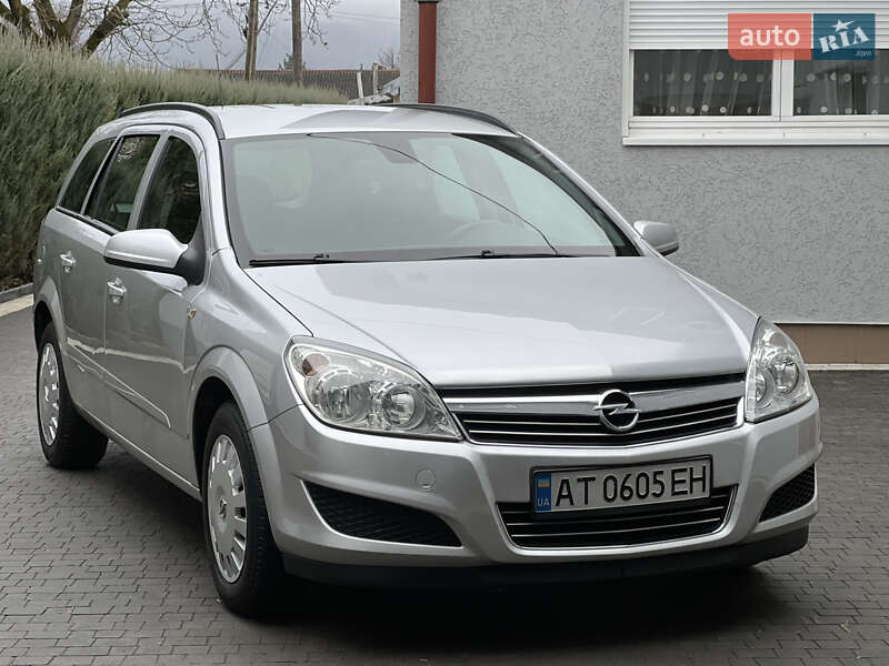 Універсал Opel Astra 2007 в Івано-Франківську