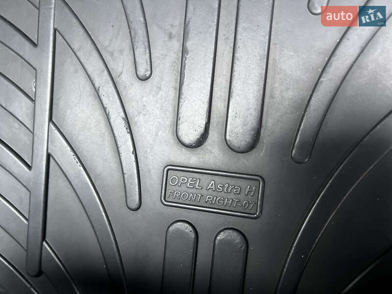 Універсал Opel Astra 2007 в Івано-Франківську