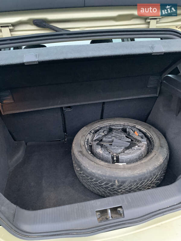 Хэтчбек Opel Astra 2004 в Виннице