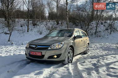 Универсал Opel Astra 2007 в Надворной