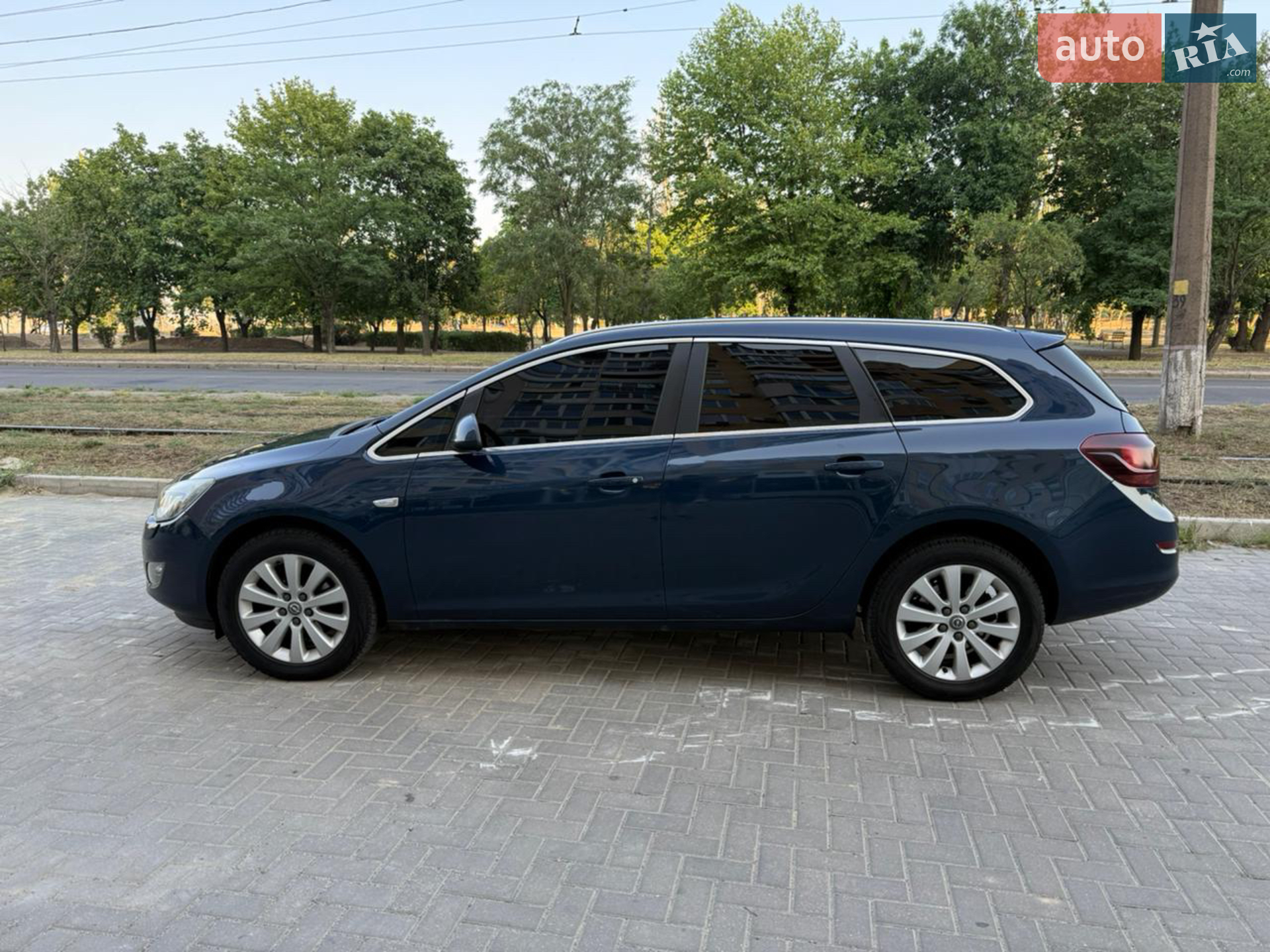 2010 Opel Astra - мініатюра 9
