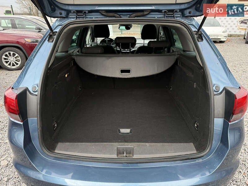 Универсал Opel Astra 2016 в Виннице