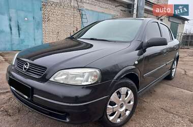 Седан Opel Astra 2008 в Шостке