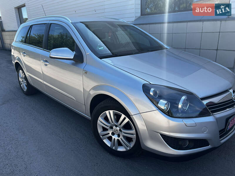 Универсал Opel Astra 2009 в Никополе фото Универсал Opel Astra 2009 в Никополе