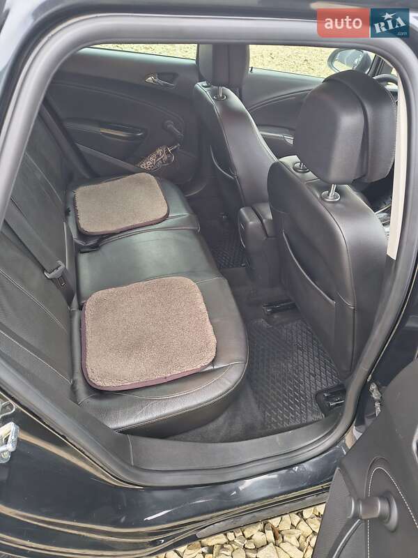 Універсал Opel Astra 2012 в Калуші