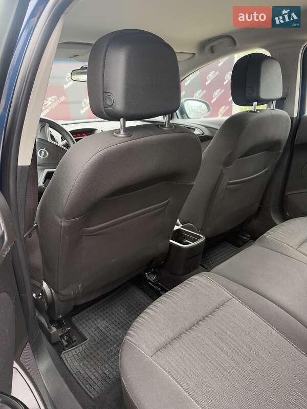 Универсал Opel Astra 2011 в Сумах