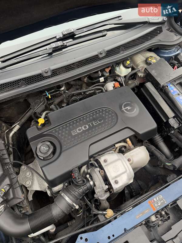 Универсал Opel Astra 2011 в Сумах