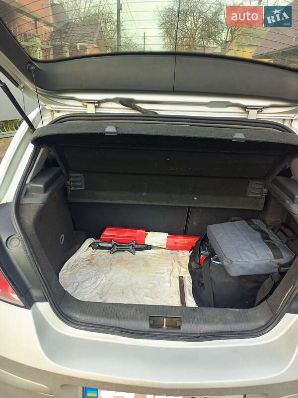 Хэтчбек Opel Astra 2009 в Киеве фото 2 Хэтчбек Opel Astra 2009 в Киеве