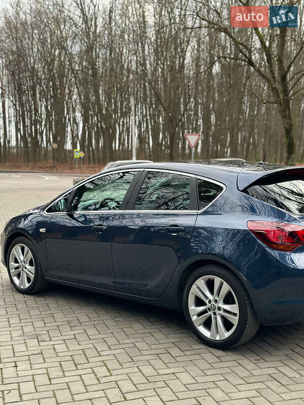 Хэтчбек Opel Astra 2011 в Луцке фото 9 Хэтчбек Opel Astra 2011 в Луцке