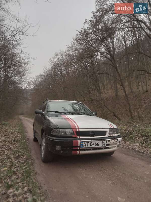 Универсал Opel Astra 1997 в Верховине