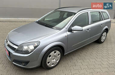 Универсал Opel Astra 2005 в Киеве