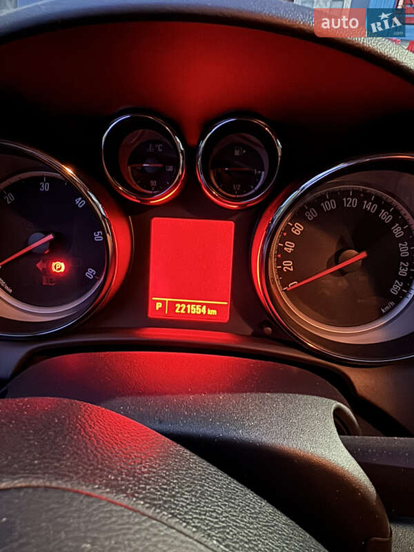 Универсал Opel Astra 2012 в Киеве фото 25 Универсал Opel Astra 2012 в Киеве