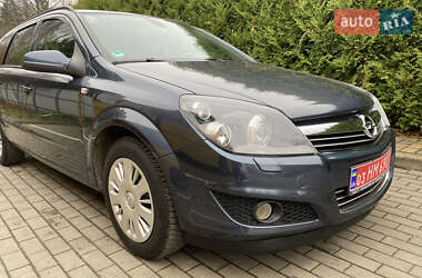 Универсал Opel Astra 2008 в Луцке