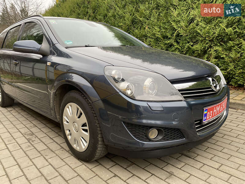 Opel Astra 2008 Opel Astra 2008