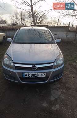 Хетчбек Opel Astra 2006 в Харкові