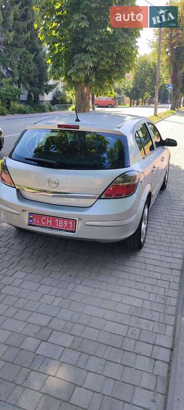 Хэтчбек Opel Astra 2007 в Могилев-Подольске фото 6 Хэтчбек Opel Astra 2007 в Могилев-Подольске