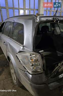 Універсал Opel Astra 2010 в Рівному