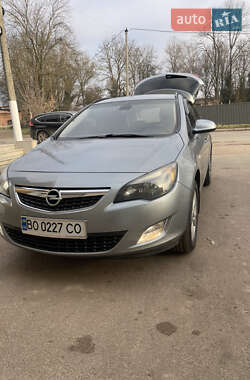 Универсал Opel Astra 2011 в Коломые