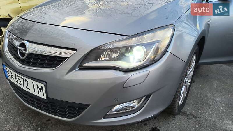 Хэтчбек Opel Astra 2010 в Киеве фото 7 Хэтчбек Opel Astra 2010 в Киеве