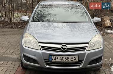 Хэтчбек Opel Astra 2008 в Запорожье