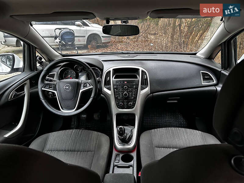 Хэтчбек Opel Astra 2010 в Ковеле