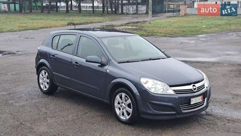 Opel Astra 2008 Opel Astra 2008