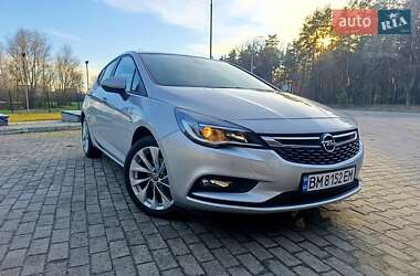 Хетчбек Opel Astra 2015 в Сумах