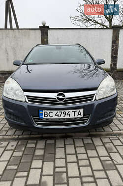 Універсал Opel Astra 2008 в Мукачевому