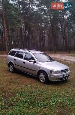 Универсал Opel Astra 2003 в Золочеве