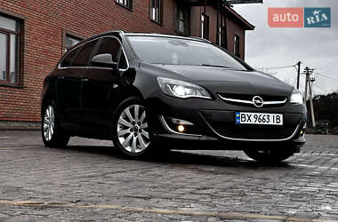 Універсал Opel Astra 2012 в Хмельницькому