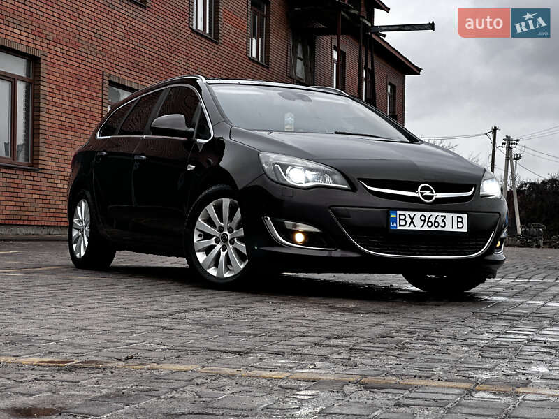 Opel Astra 2012 Opel Astra 2012