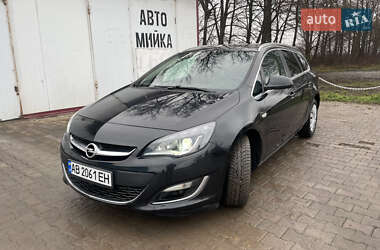 Універсал Opel Astra 2015 в Хмельницькому