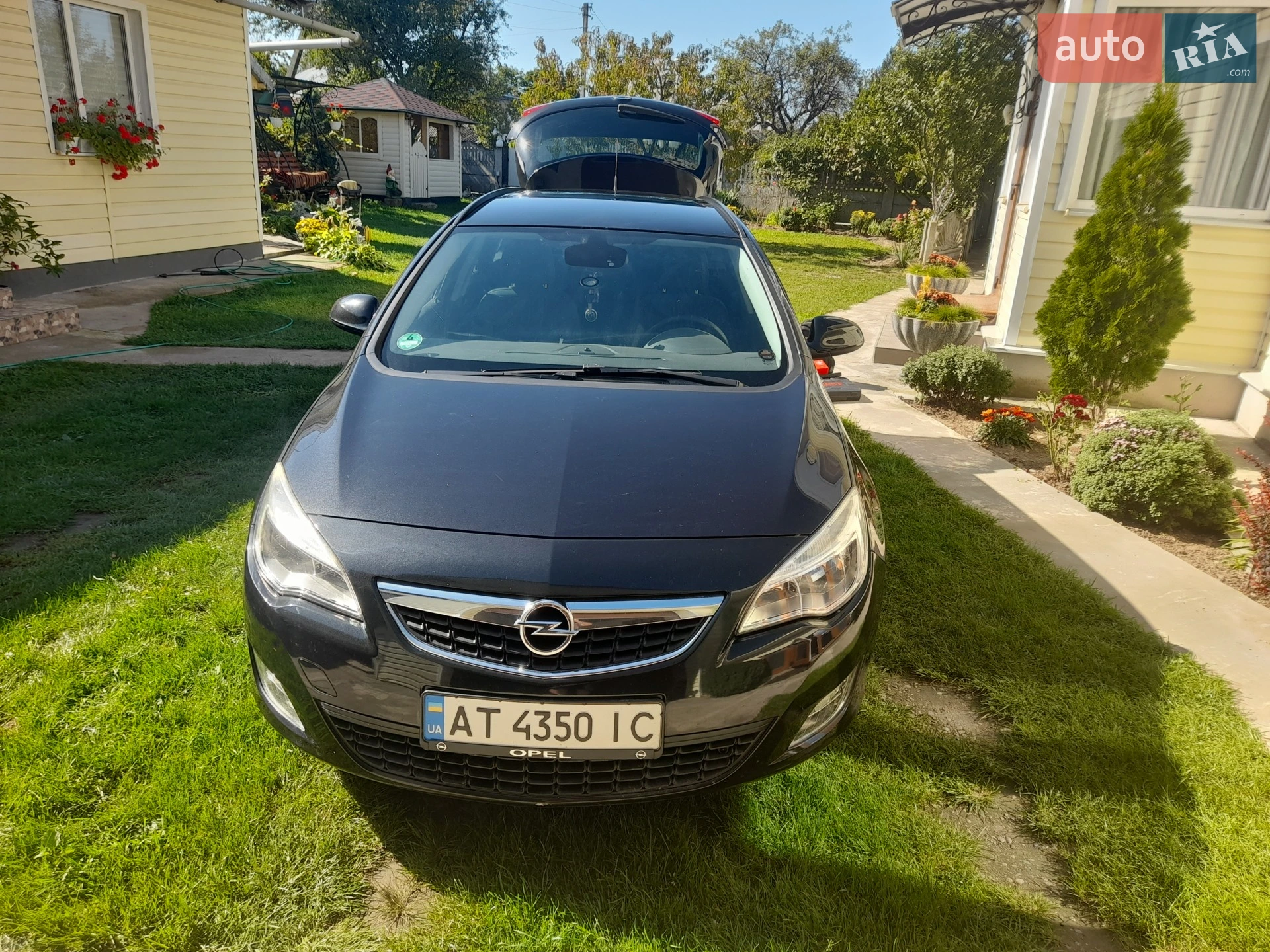 2012 Opel Astra - фото 1