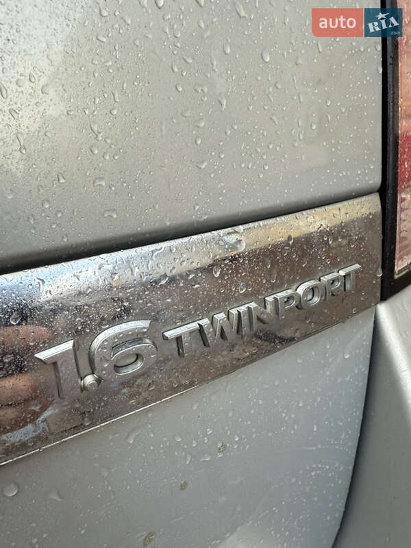 Универсал Opel Astra 2006 в Черновцах