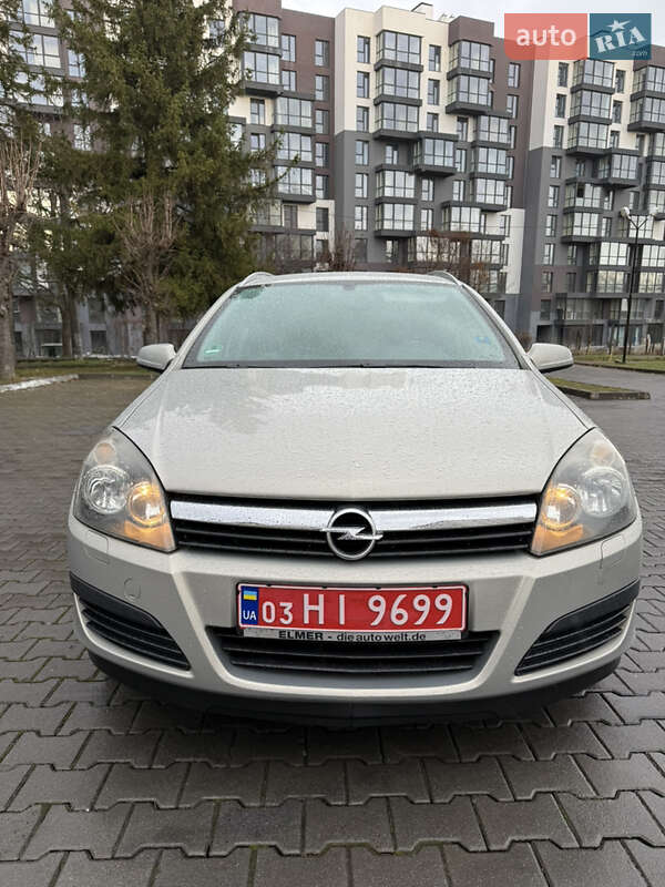 Универсал Opel Astra 2006 в Черновцах