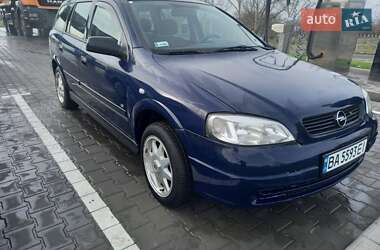 Универсал Opel Astra 2008 в Новой Одессе