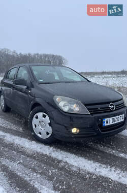Хэтчбек Opel Astra 2005 в Переяславе