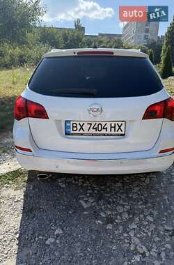 Універсал Opel Astra 2012 в Кам'янець-Подільському