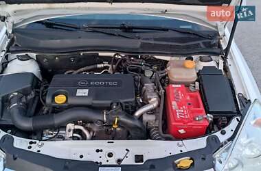 Универсал Opel Astra 2010 в Тячеве