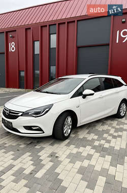 Универсал Opel Astra 2018 в Львове