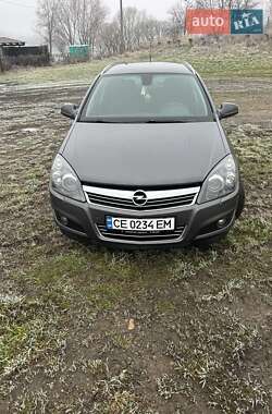 Универсал Opel Astra 2010 в Черновцах