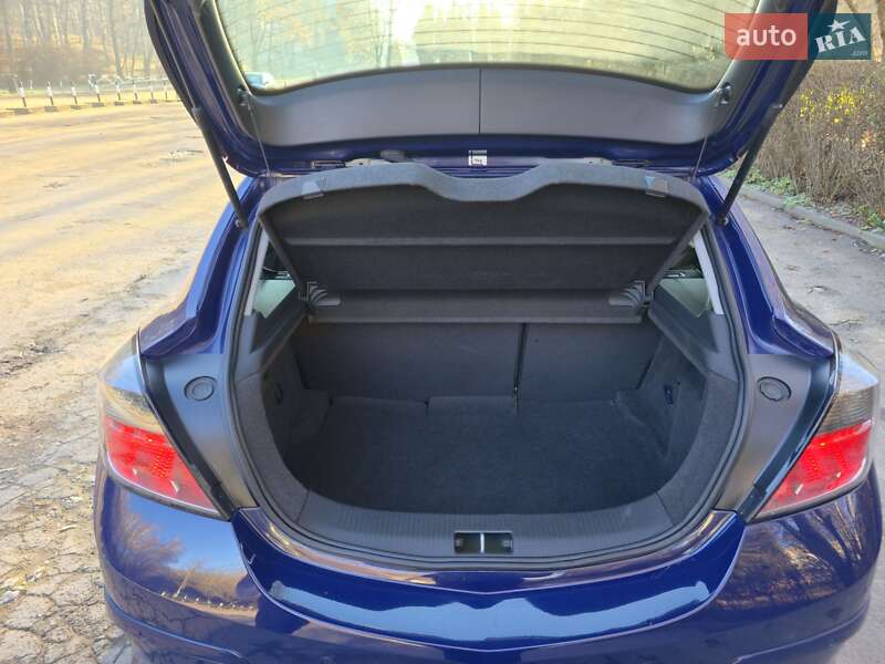 Хэтчбек Opel Astra 2008 в Львове