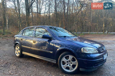 Хэтчбек Opel Astra 2000 в Львове