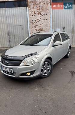 Универсал Opel Astra 2010 в Белой Церкви