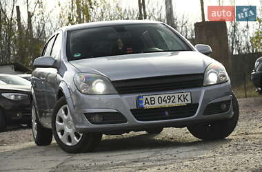 Хэтчбек Opel Astra 2004 в Бердичеве