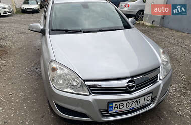 Универсал Opel Astra 2008 в Виннице