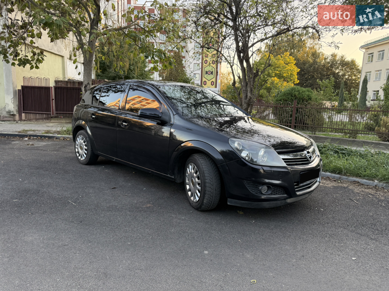 2010 Opel Astra - мініатюра 11