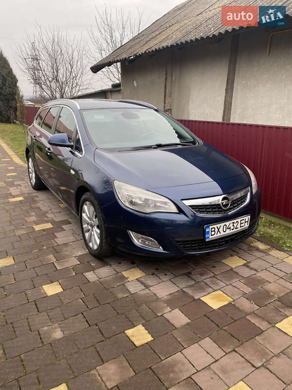 Универсал Opel Astra 2012 в Ивано-Франковске фото 37 Универсал Opel Astra 2012 в Ивано-Франковске