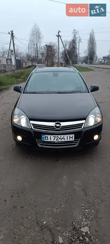 Opel Astra 2010
